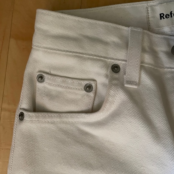 NWT Reformation High Relaxed Jean crop white 23 - Picture 7 of 12